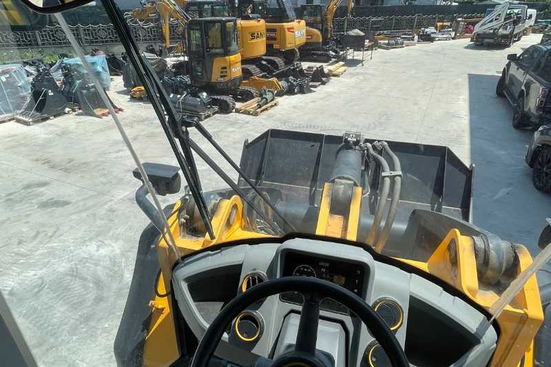 OmecoHub - Immagine JCB 437ZX-T4F